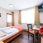 Kirchenwirt Guest house