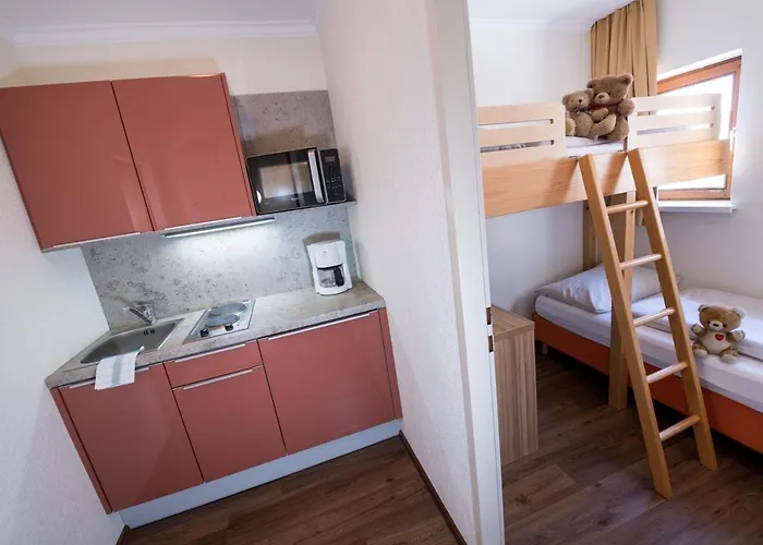 Pensjonat Kirchenwirt 3*